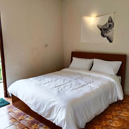 Tiki Bar-Kantiang Guesthouse Ko Lanta Eksteriør bilde
