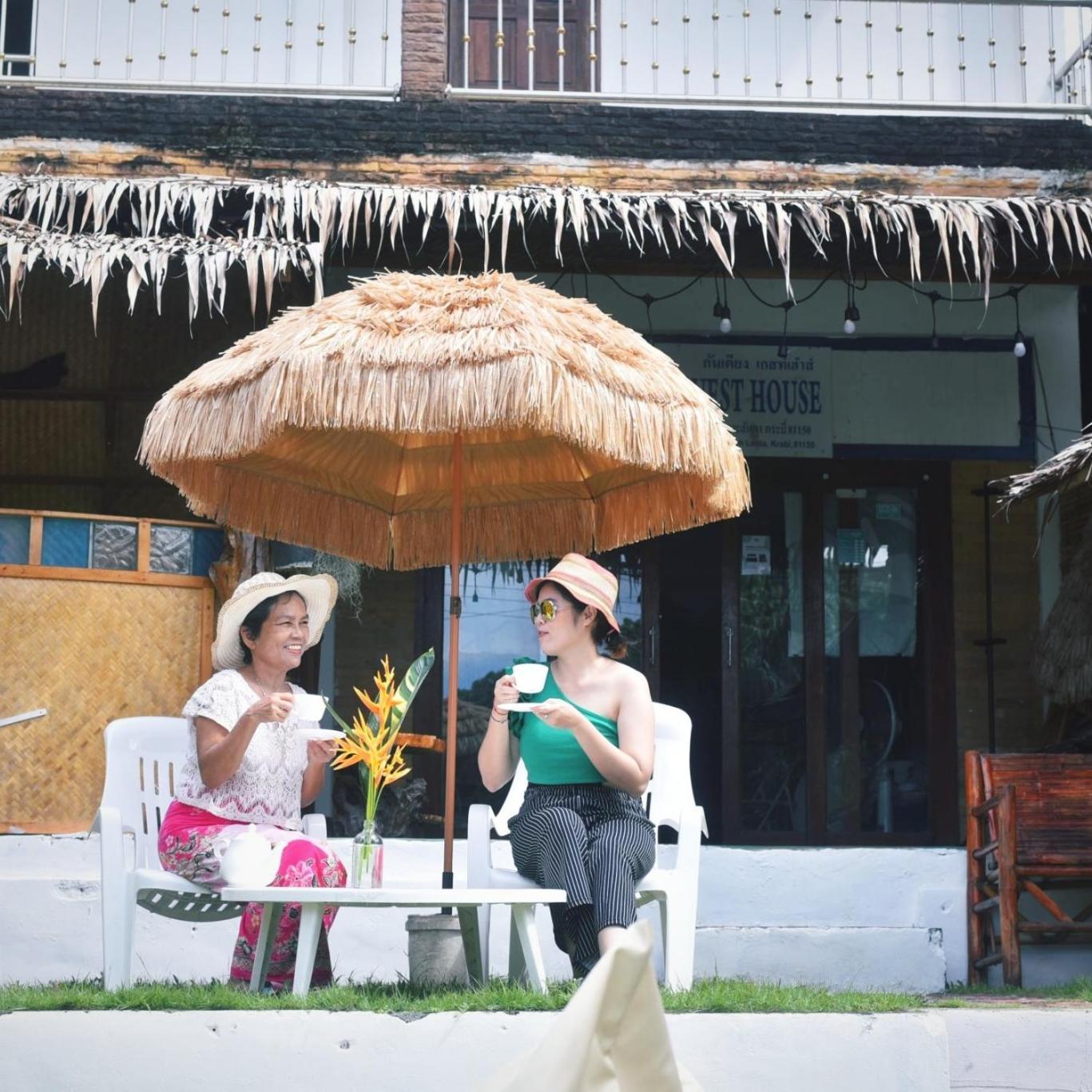 Tiki Bar-Kantiang Guesthouse Ko Lanta Eksteriør bilde