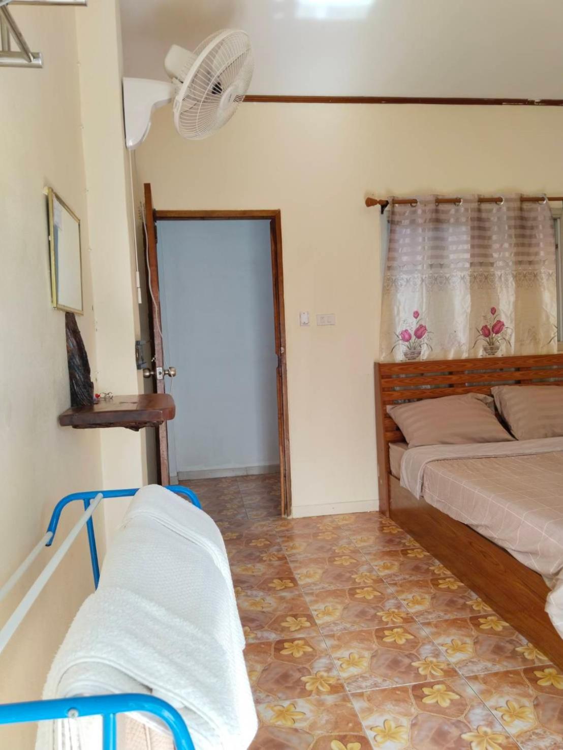 Tiki Bar-Kantiang Guesthouse Ko Lanta Eksteriør bilde